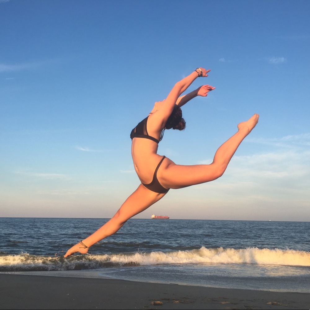 Meet your Posher, Ava