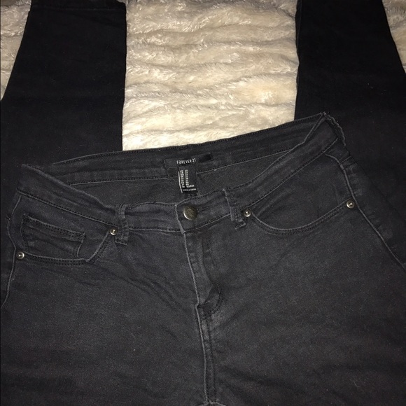 Solid black mid rise skinny jeans - Picture 3 of 4