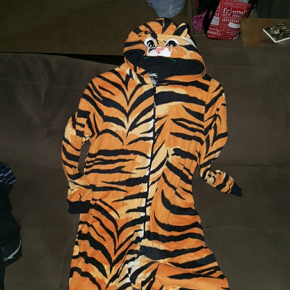 🐯🐯ADORABLE WOMEN'S PJ'S🐯🐯