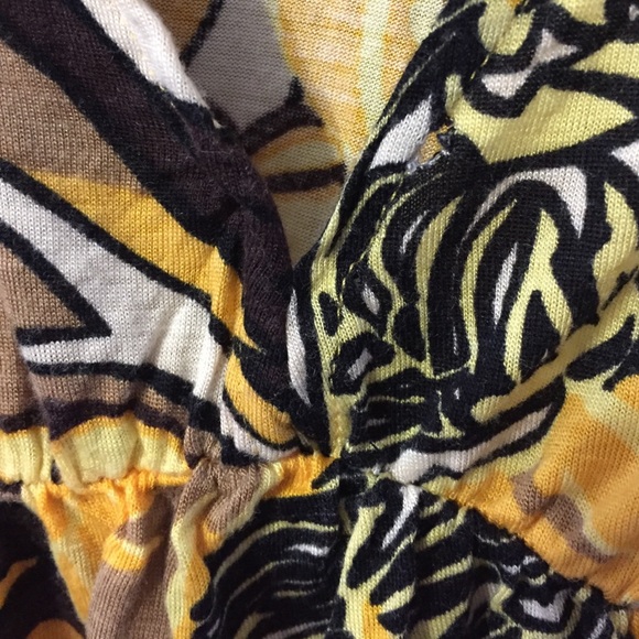 Adorable and colorful SM shirt - F21 - Picture 4 of 4