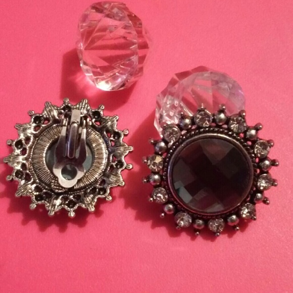 Black earrings