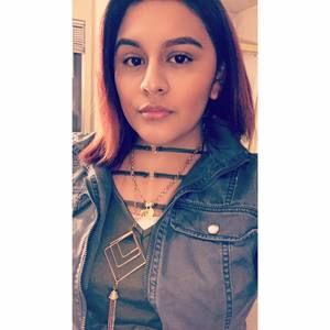 Meet your Posher, Zara