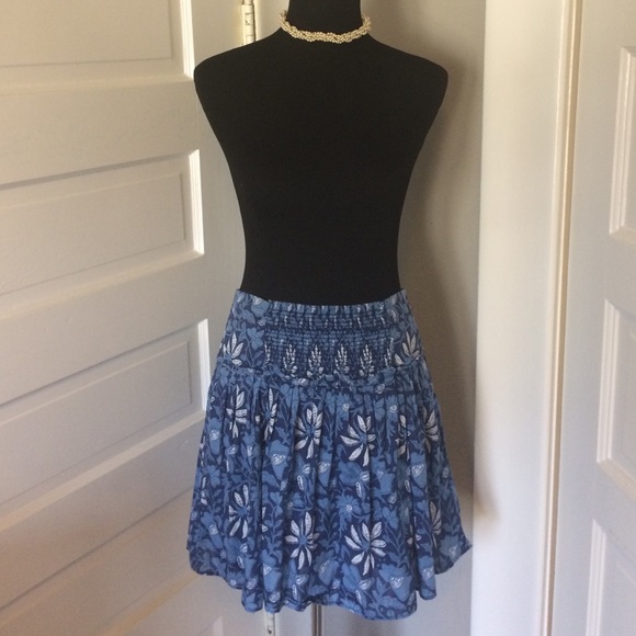 Banana Republic Dresses & Skirts - Cute Banana Republic Skirt