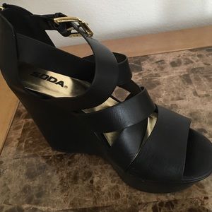 Sandals/wedges (super comfy)