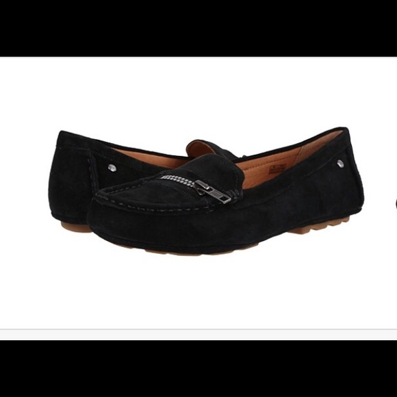 Ugg - Black Davina moccasin. Women's size 8.5