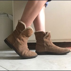 JCREW shearling boots (gently worn)