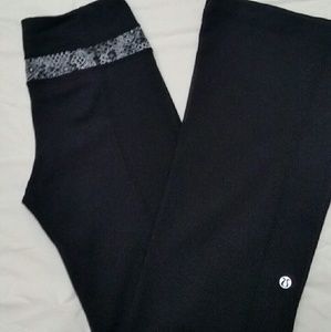 **SOLD*** LULULEMON reversible Groove pants