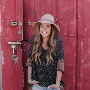 Meet your Posher, Bethany