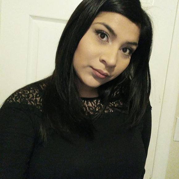 Meet your Posher, April