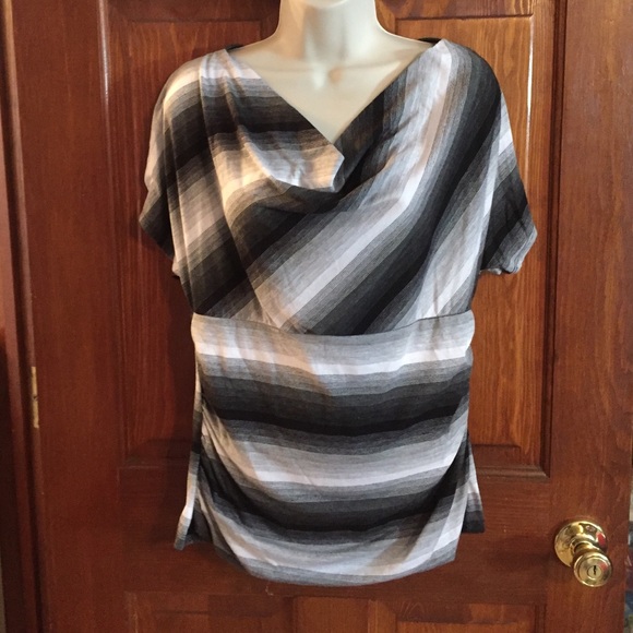 Iz byer lacy back tee