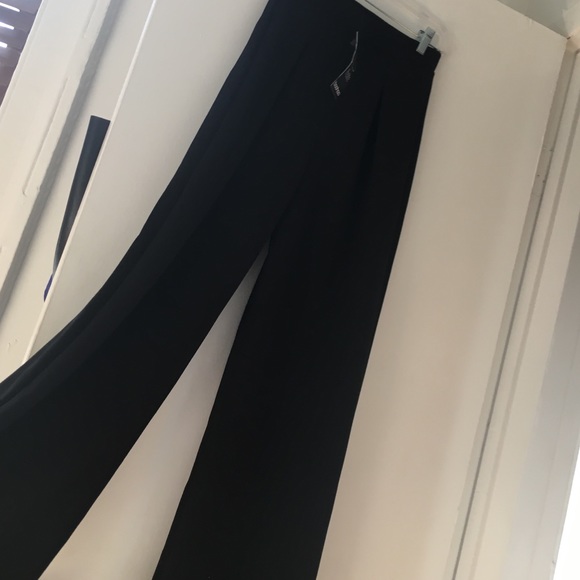 SUPER CUTE HIGH WAIST FLARES - SIZE 4