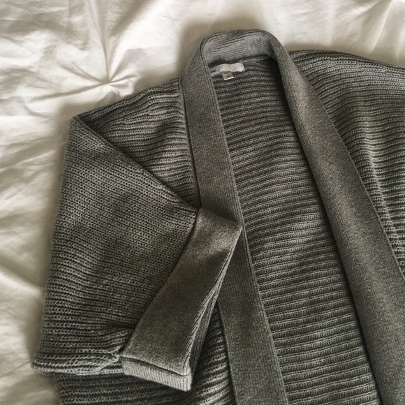 Gap Dolman Sleeve Cardigan - Picture 2 of 3