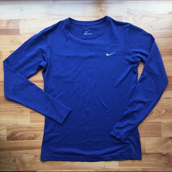 NIKE Drifit long sleeve small