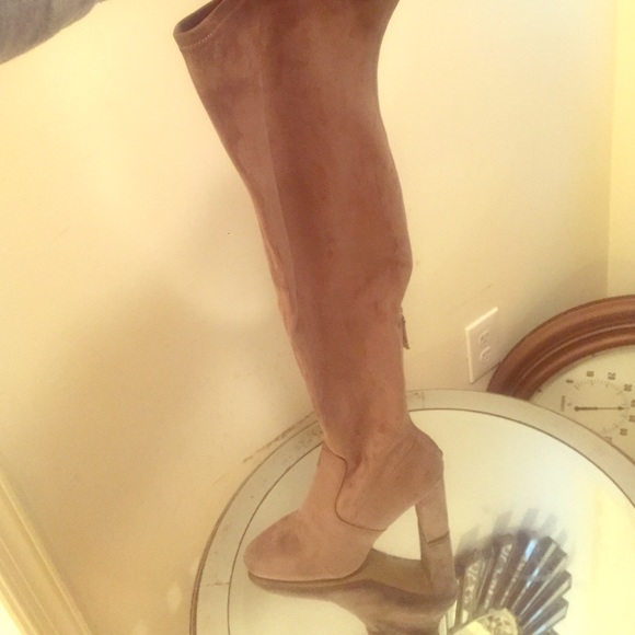 Steve Madden Thigh high suede boots