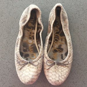 Sam Edelman Snakeskin flats