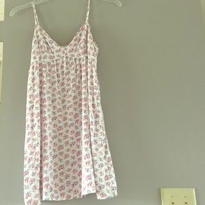 Floral Hollister Dress: medium