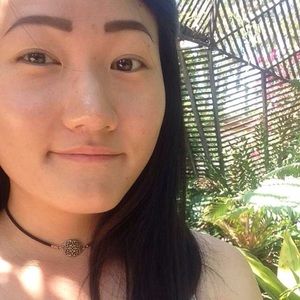 Meet your Posher, Yanisa