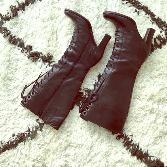 L A C E U P B O O T S - image 1