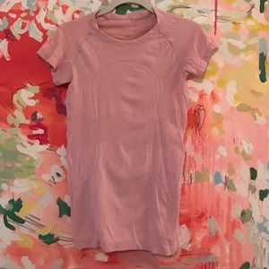 Lululemon swiftly peach scoop neck t shirt