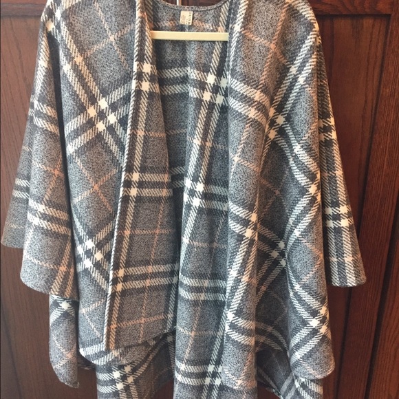 Burberry Poncho