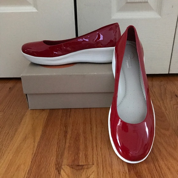 Easy Spirit Anti Gravity Red Patent Leathet