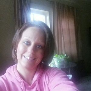 Meet your Posher, Courtney