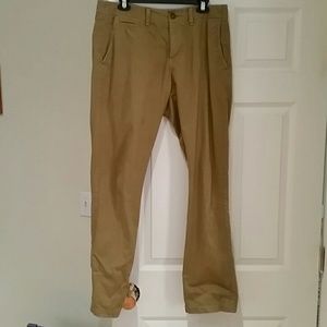 Khaki pants 32/34 American Eagle Outfitters