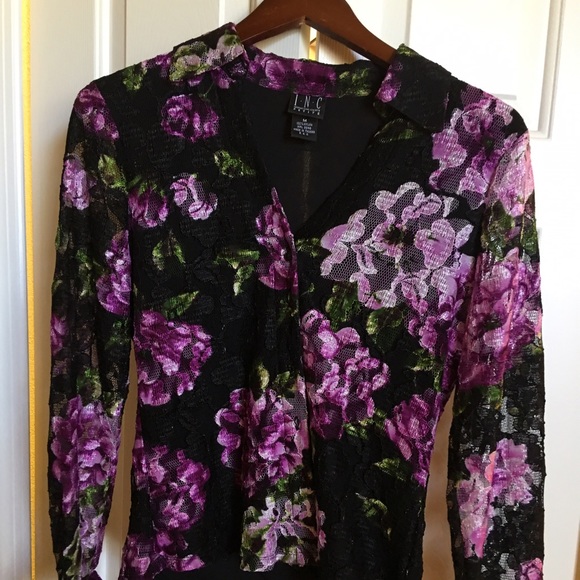 INC blouse. Worn once . Beautiful and classy - Picture 2 of 2