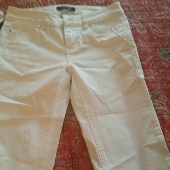 Beautiful long jeans shorts 3/4 - Picture 1 of 4