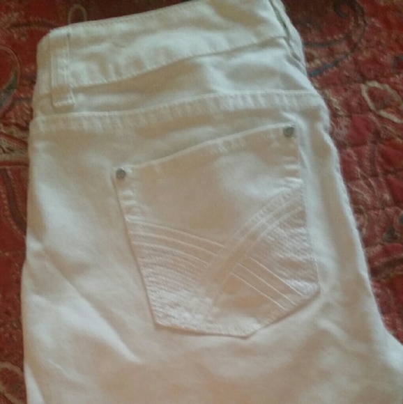 Beautiful long jeans shorts 3/4 - Picture 2 of 4