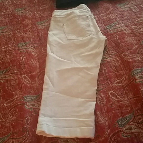 Beautiful long jeans shorts 3/4 - Picture 4 of 4