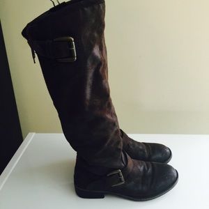 Steve Madden Lizzie Boot. Size 7.
