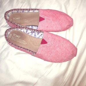 Toms shoes