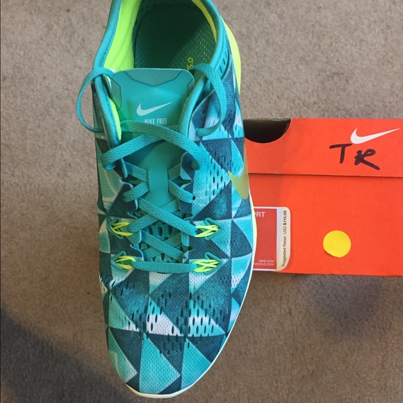 NIB Nike Free 5.0 Gym Shoes, Size 8 - Picture 2 of 3