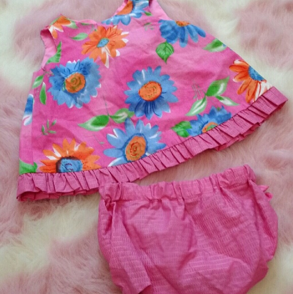 Handmade Outfit - Picture 2 of 3