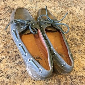 Lucky Brand Closed Toe Flats/Boat Shoes