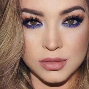 Meet your Posher, Kasey