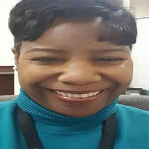 Meet your Posher, Cassandra