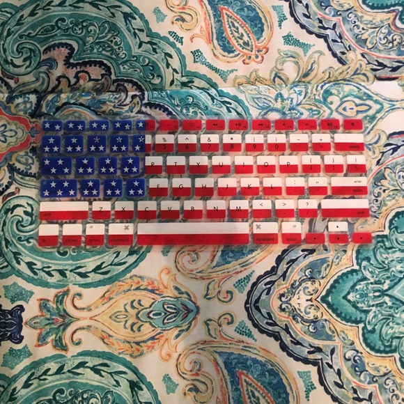 Apple laptop keyboard case ✨