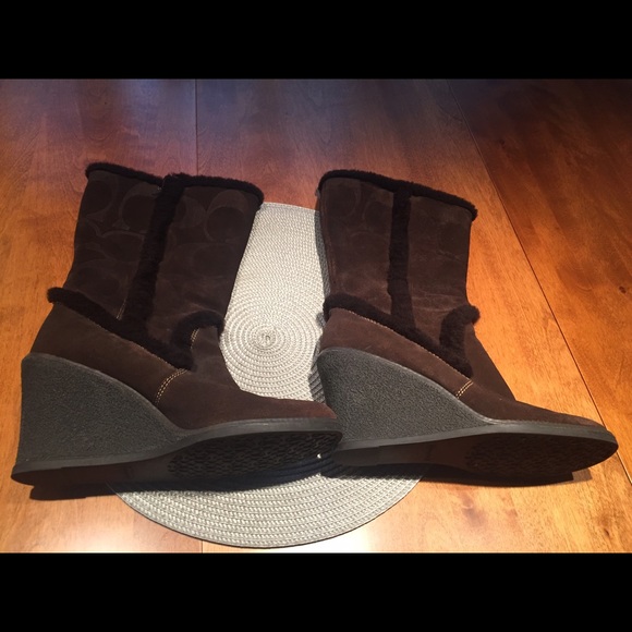 Coach Jordana Boots Size 8 Brown Suede