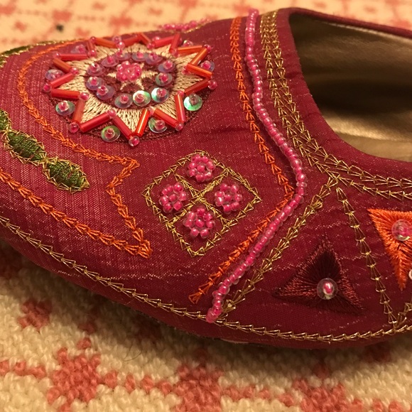 Shoes - Picture 4 of 4