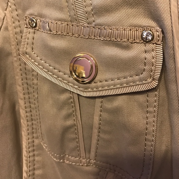 Jacket - Picture 3 of 4