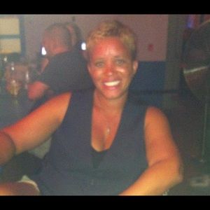 Meet your Posher, Carla