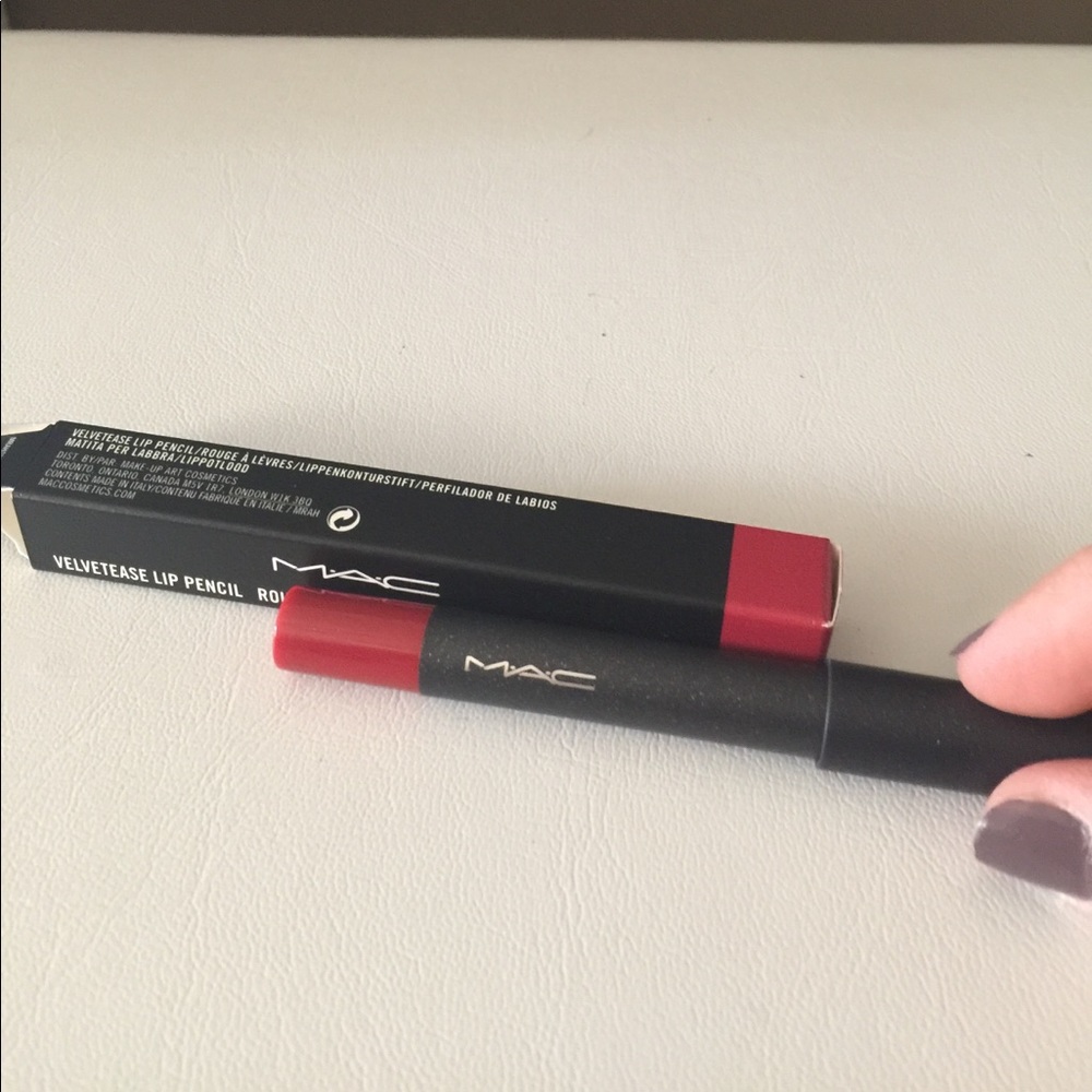 Brand new Mac Lipstick