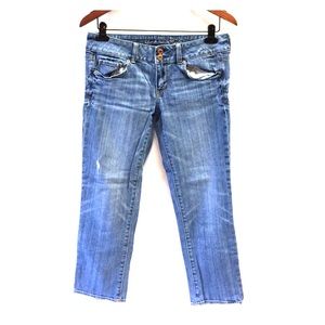 American Eagle Capri Jeans