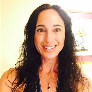 Meet your Posher, Renee