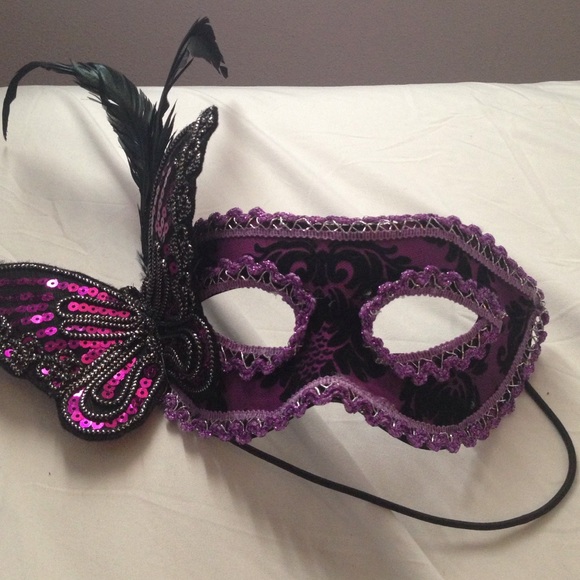Masquerade mask
