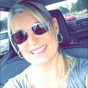 Meet your Posher, Jen