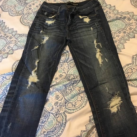 Destroyed skinny jeans