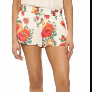 Joie White Floral Shorts SzS